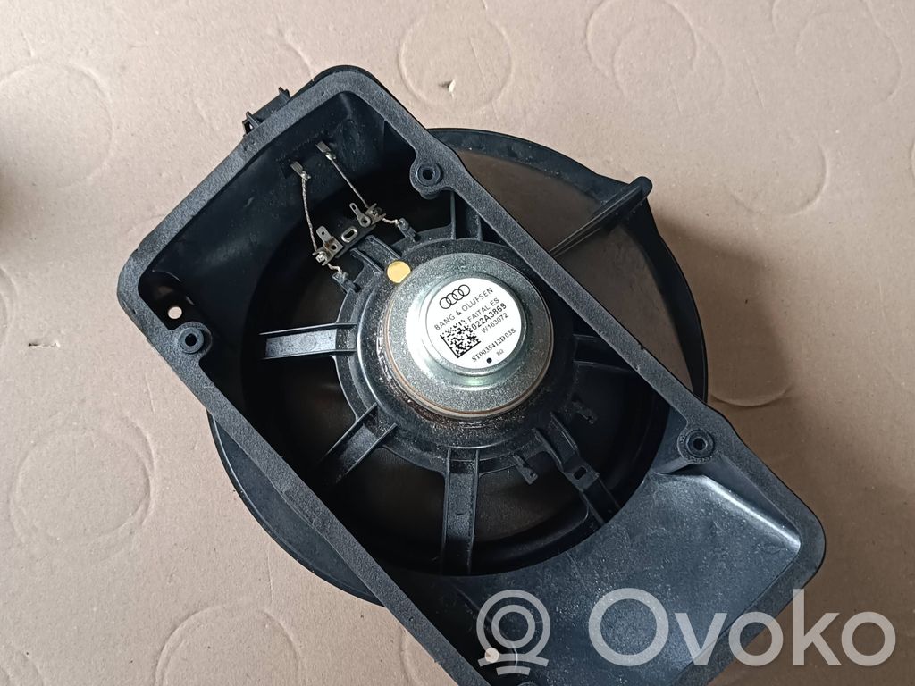 Audi A5 8T 8F Altavoz subwoofer 