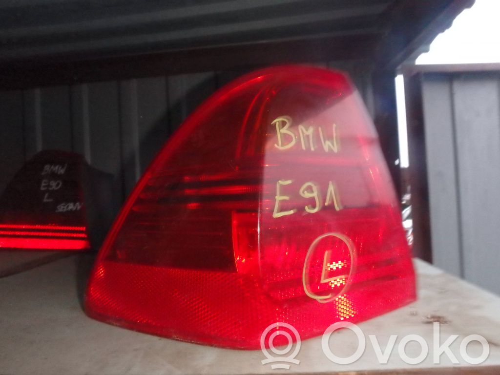Rear/tail lights set