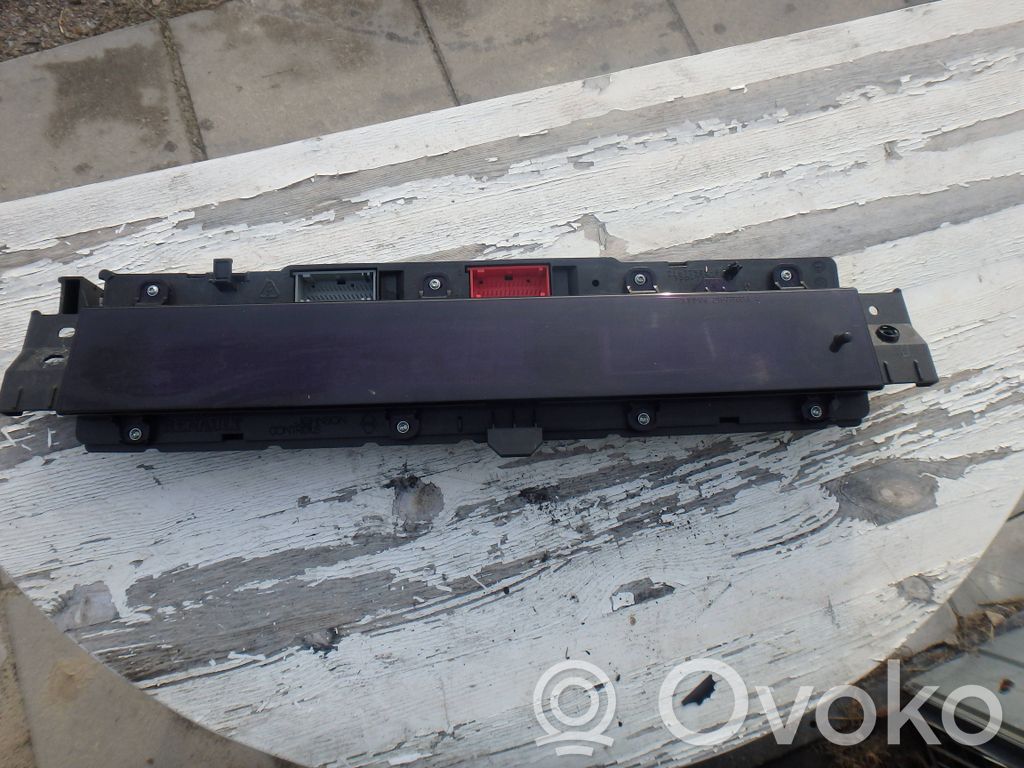 Renault Espace IV Licznik / Prędkościomierz 