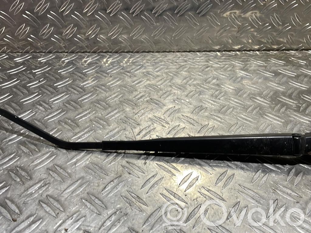 Citroen C2 Front wiper blade arm 