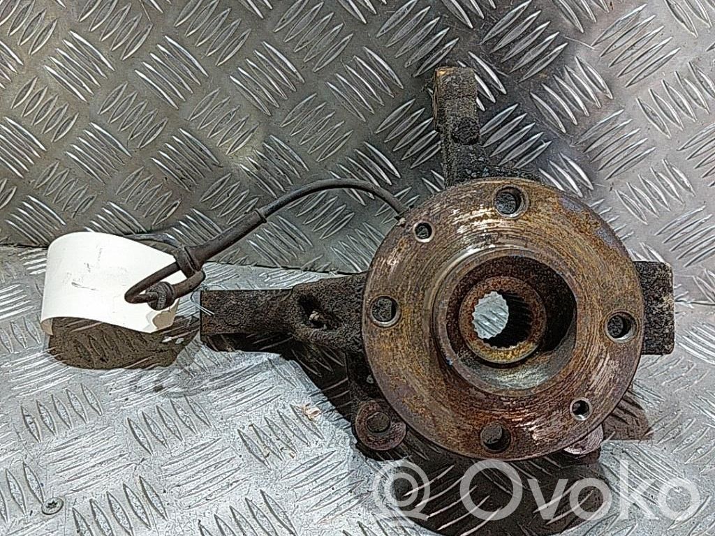 Renault Modus Priekšējā riteņa rumbas vārpstas šarnīrs (stupica, capfa) 