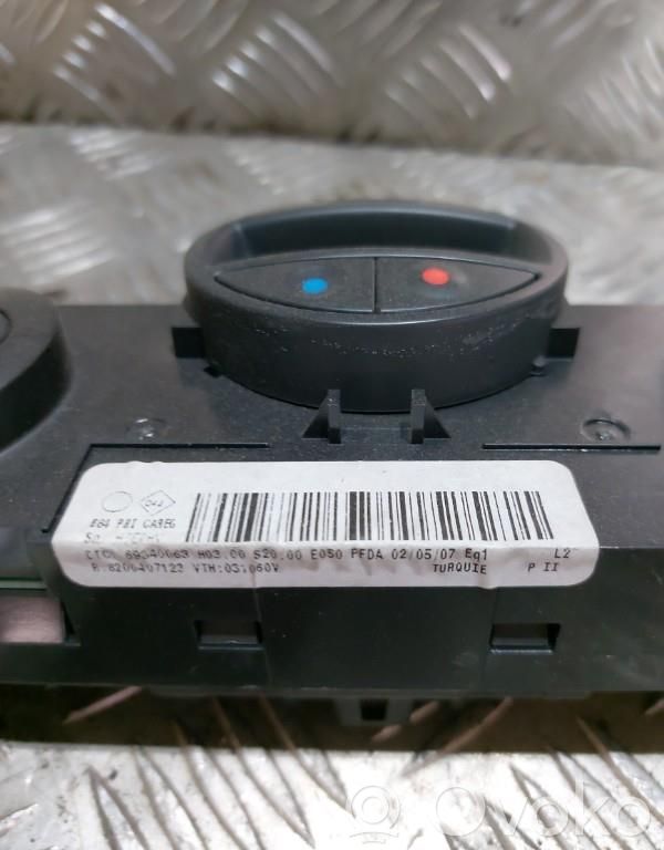 Renault Megane II Climate control unit 