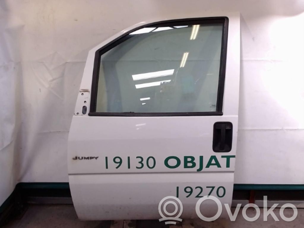 Priekinės durys   9002C3