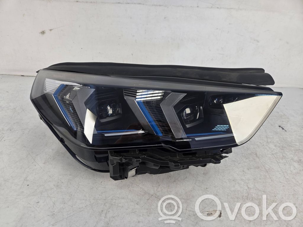 BMW X2 U10 Phare frontale 