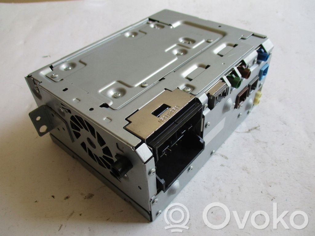 Navigation unit CD/DVD player   32218379AA
