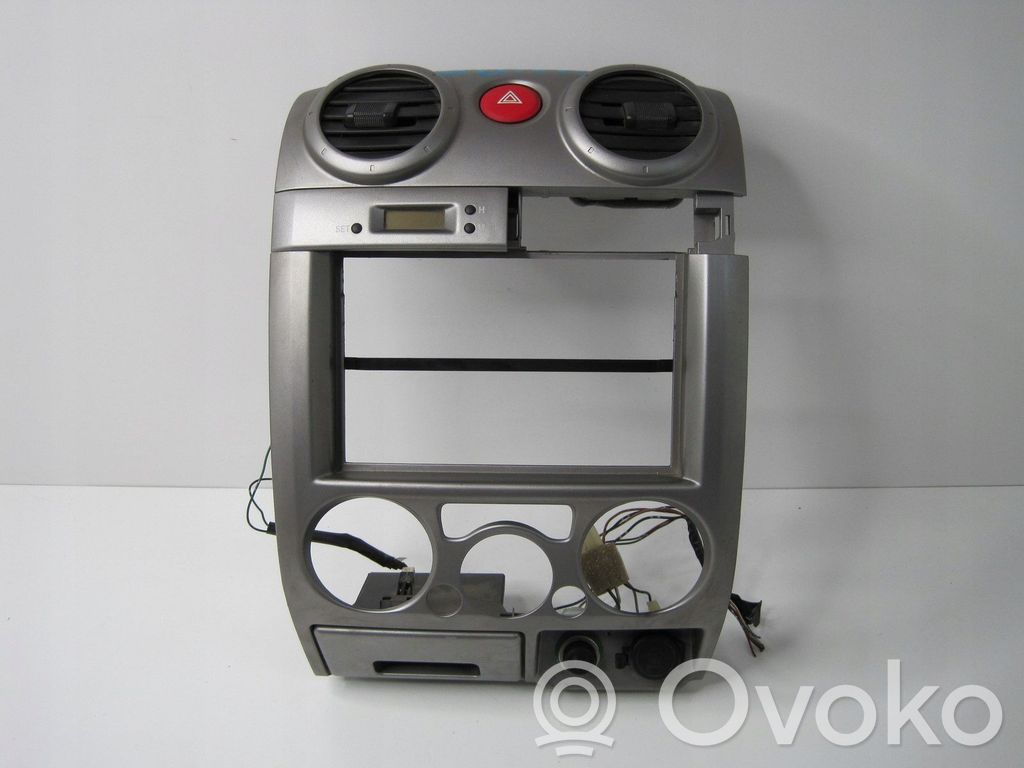 Nissan Z S30 240Z 260Z 280Z Audio system kit 