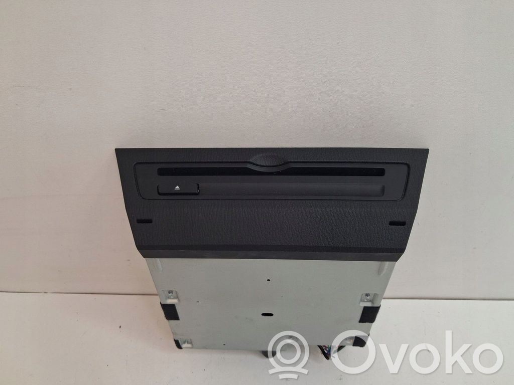 Navigation unit CD/DVD player   DA6C669G0E