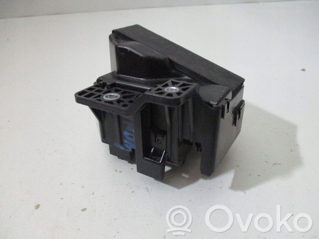 Hyundai H-1, Starex, Satellite Kit del sistema de audio 