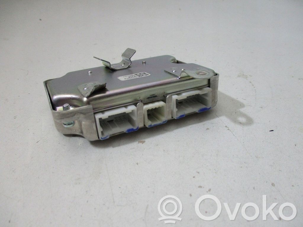 Hyundai H-1, Starex, Satellite Kit système audio 