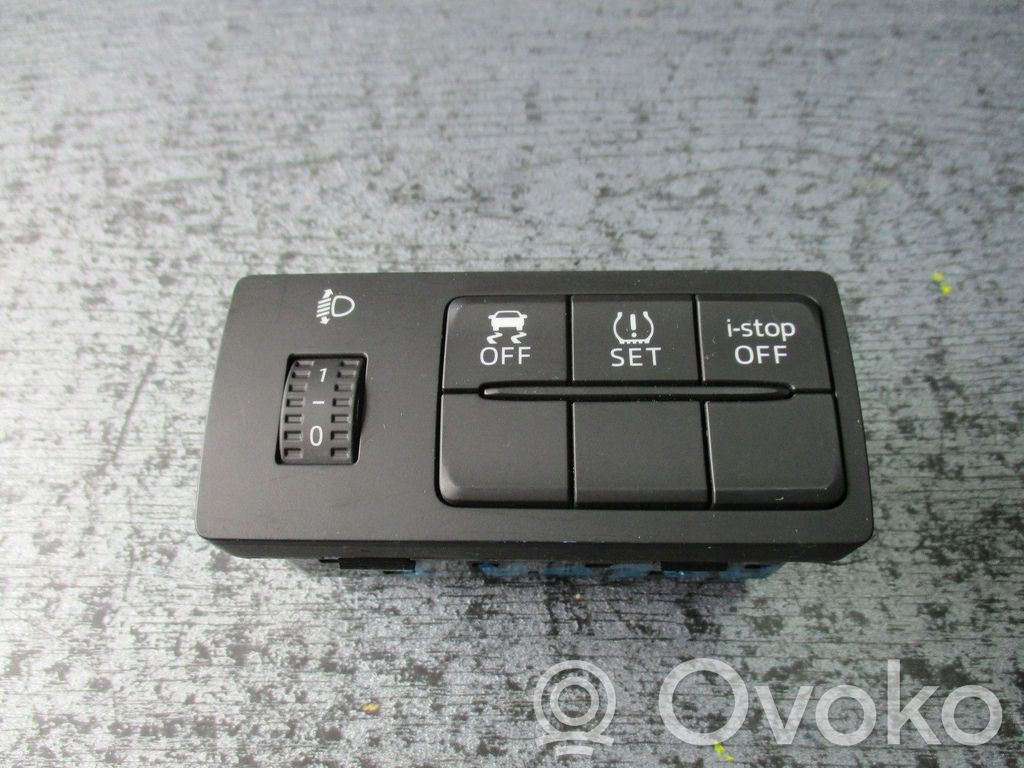 Mazda CX-3 Central console control unit 