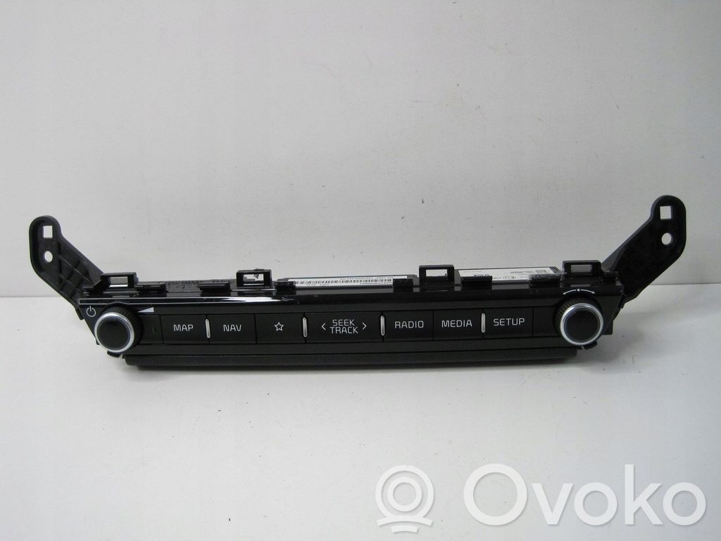 KIA Niro Unidad de control de la consola central 