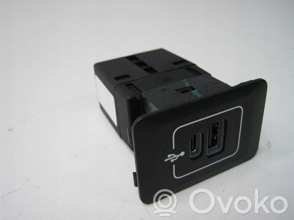 Jeep Compass Central console control unit 
