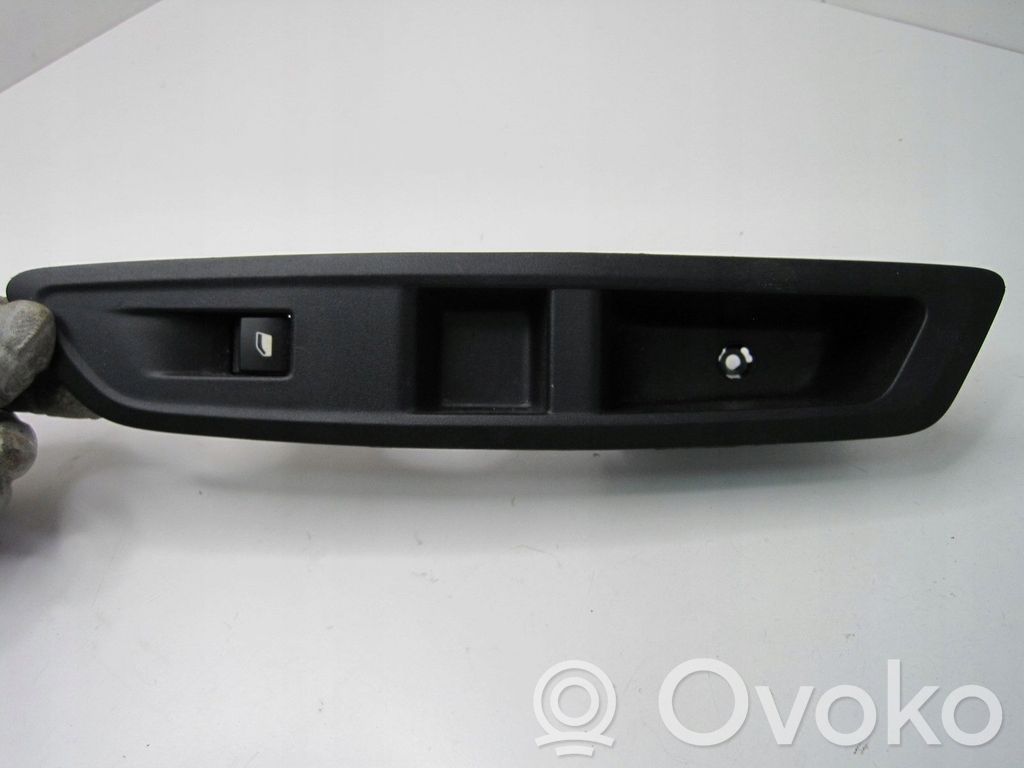 Citroen C4 Grand Picasso Central console control unit 