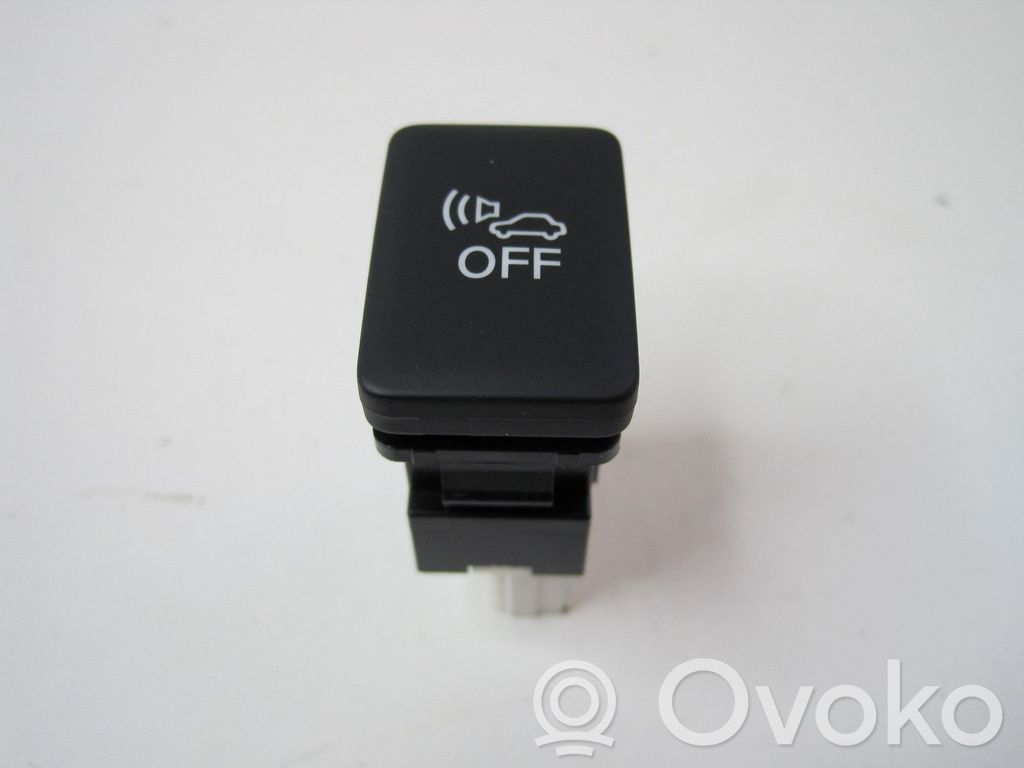 Mitsubishi Outlander Central console control unit 
