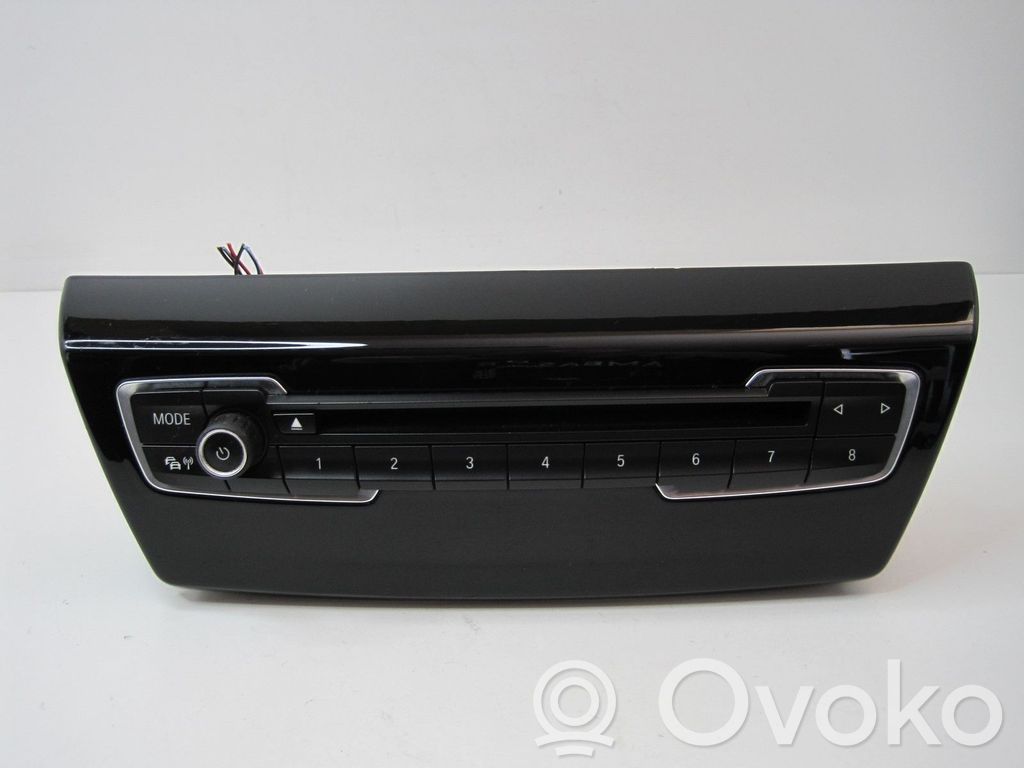 BMW 2 Active Tourer U06 Central console control unit 