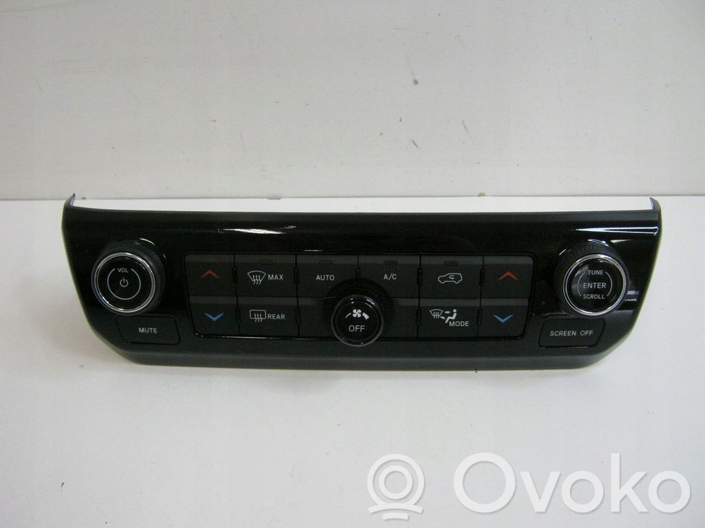 Jeep Compass Konsola środkowa / Panel sterowania 