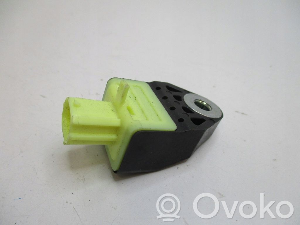 Toyota Hilux (N140, N150, N160, N170) Oro pagalvių smūgio daviklis 