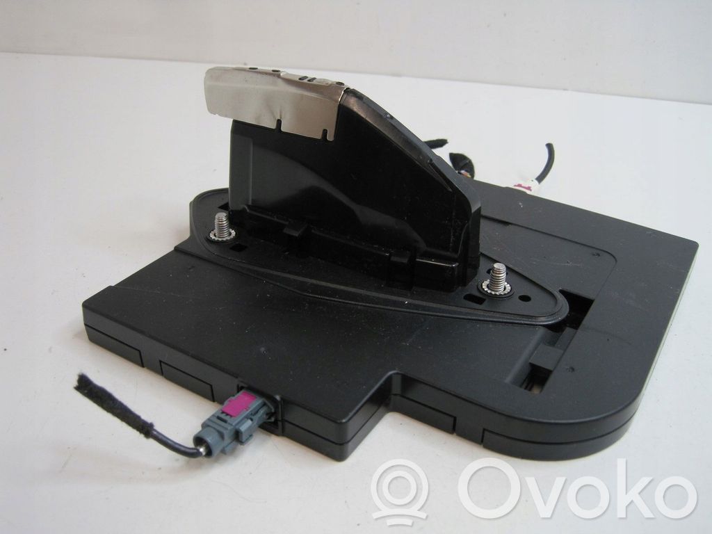 Peugeot Partner III Reproductor CD/DVD y unidad de navegación 