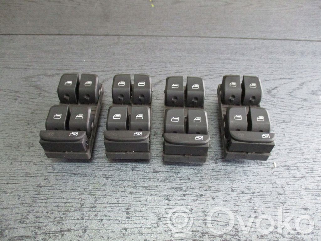 Audi A1 Central console control unit 