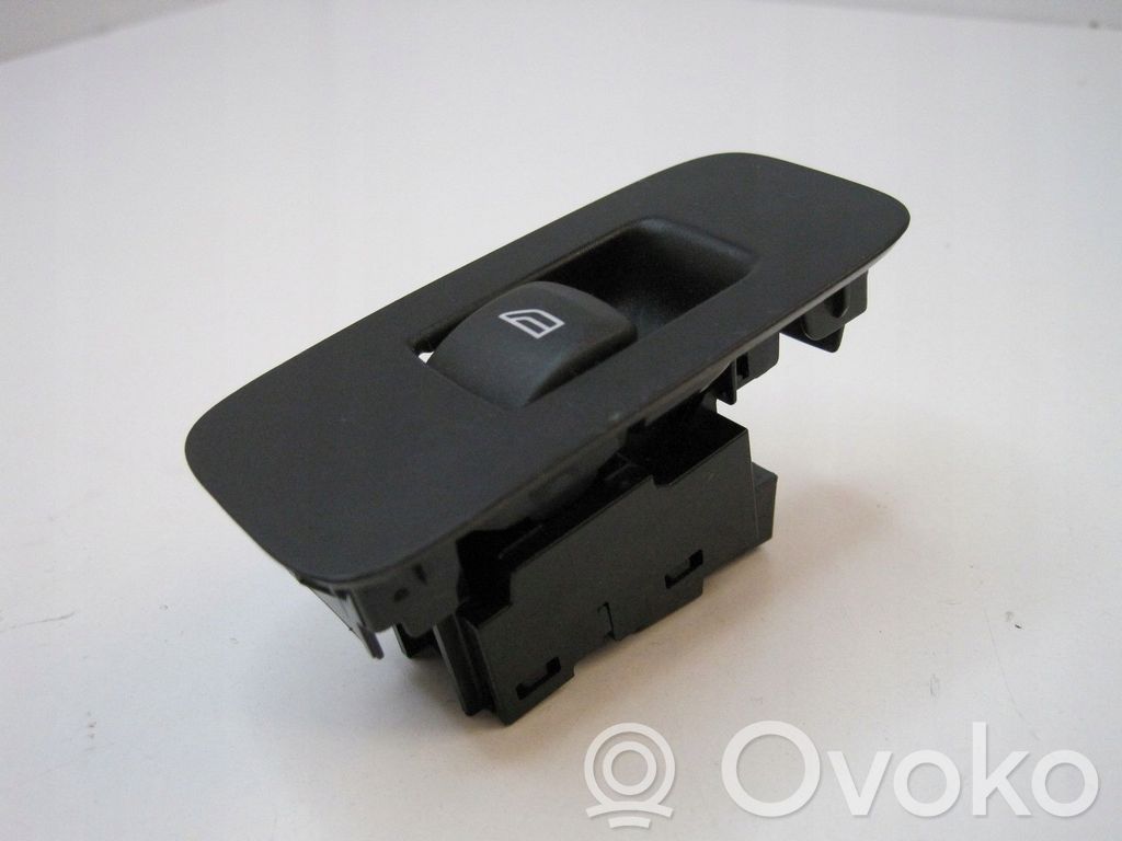 Central console control unit   31394840,5905232261586