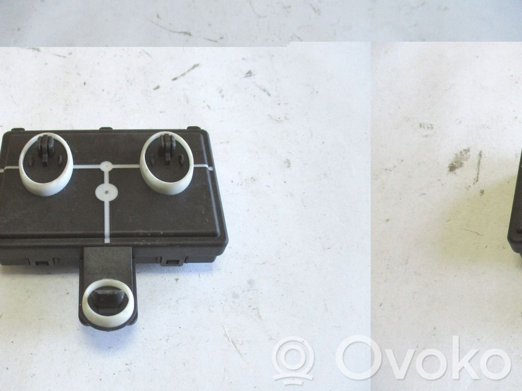 Audi A3 S3 A3 Sportback 8P Audio system kit 
