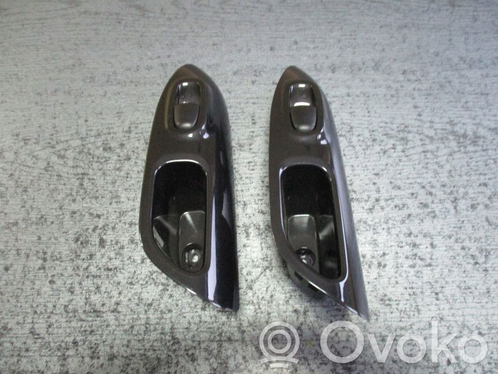 Nissan Z S30 240Z 260Z 280Z Zestaw audio 