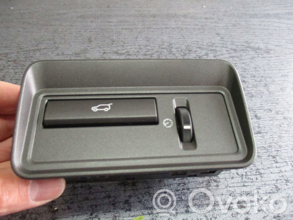 Hyundai H-1, Starex, Satellite Central console control unit 