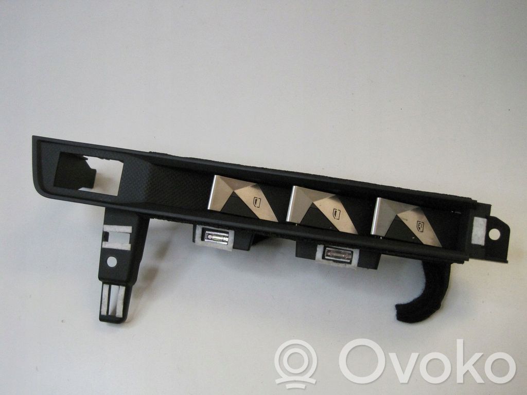 Citroen C4 Grand Picasso Audio system kit 