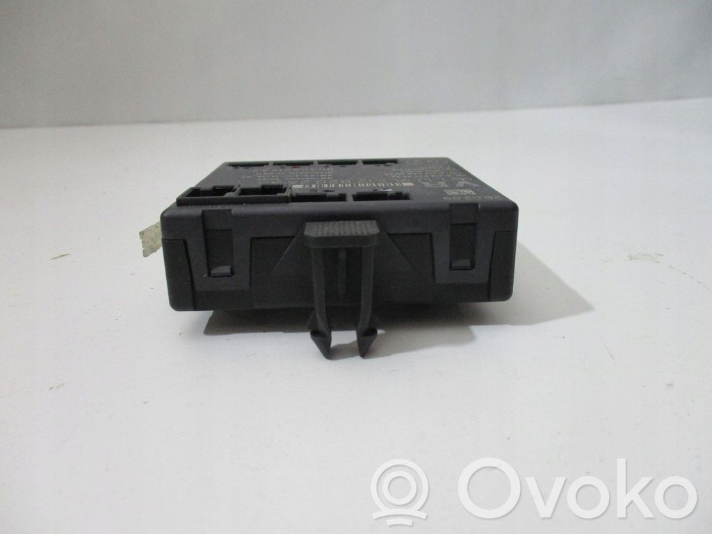 Hyundai H-1, Starex, Satellite Kit système audio 