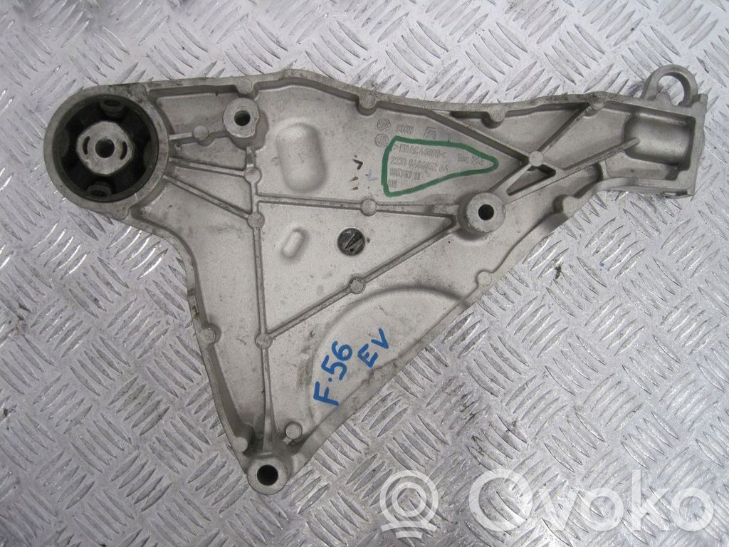 Mini Cooper Engine mount bracket 