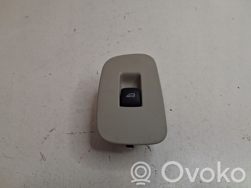 Volvo XC60 Central console control unit 