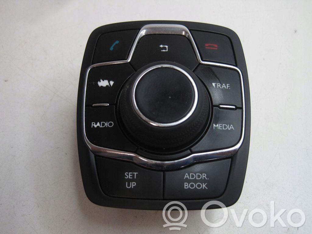 Citroen DS5 Central console control unit 
