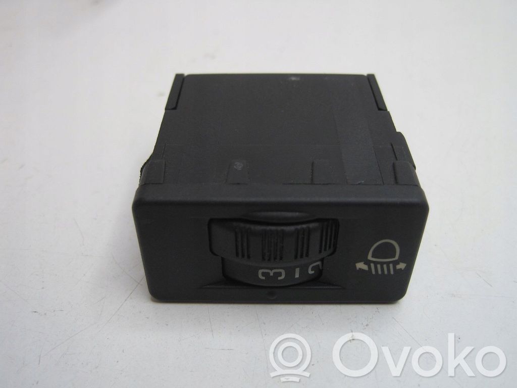 Citroen DS5 Central console control unit 