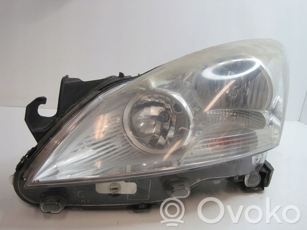 Peugeot 3008 I Lampa przednia 