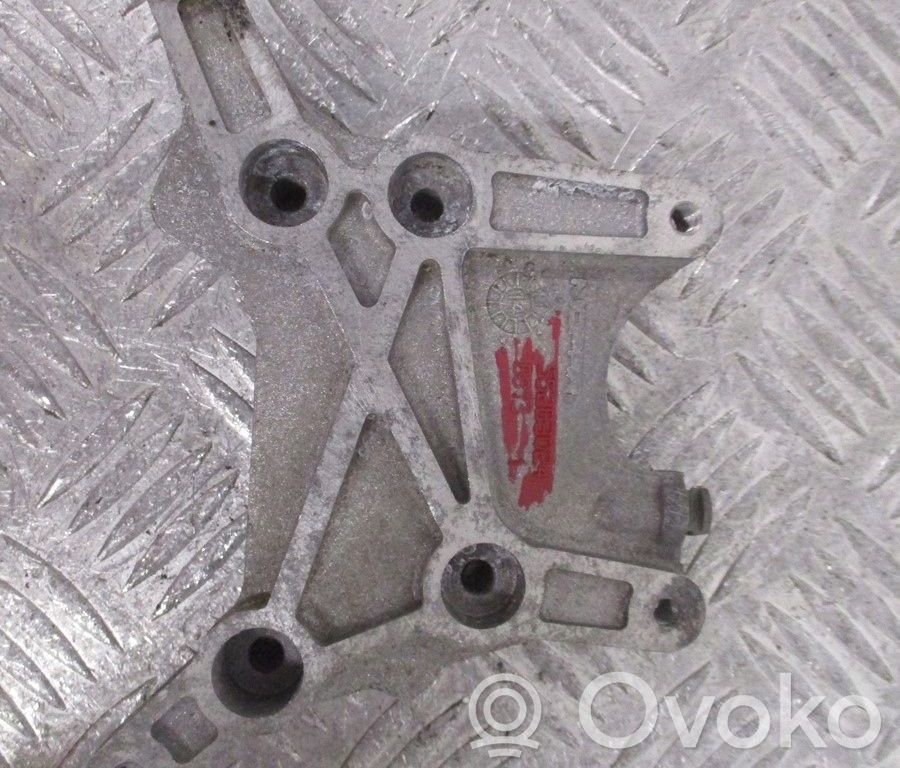 Fiat Doblo Engine mount bracket 