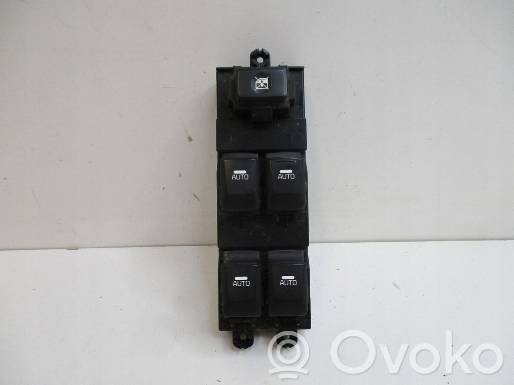 KIA Ceed Central console control unit 