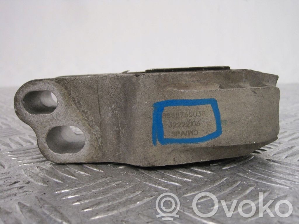 Volvo XC90 Engine mount vacuum valve 