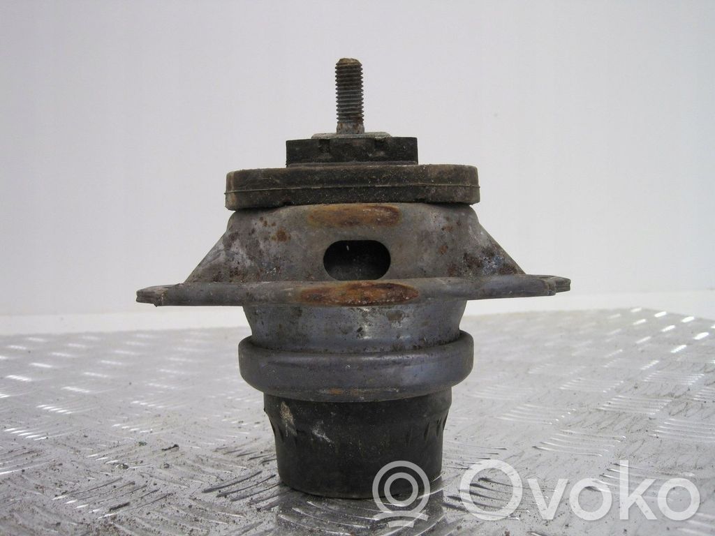 Peugeot Partner III Engine mount vacuum valve 
