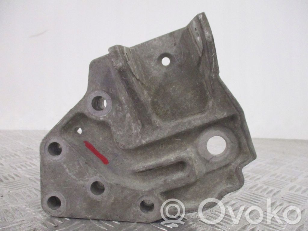 Peugeot Partner III Engine mount bracket 