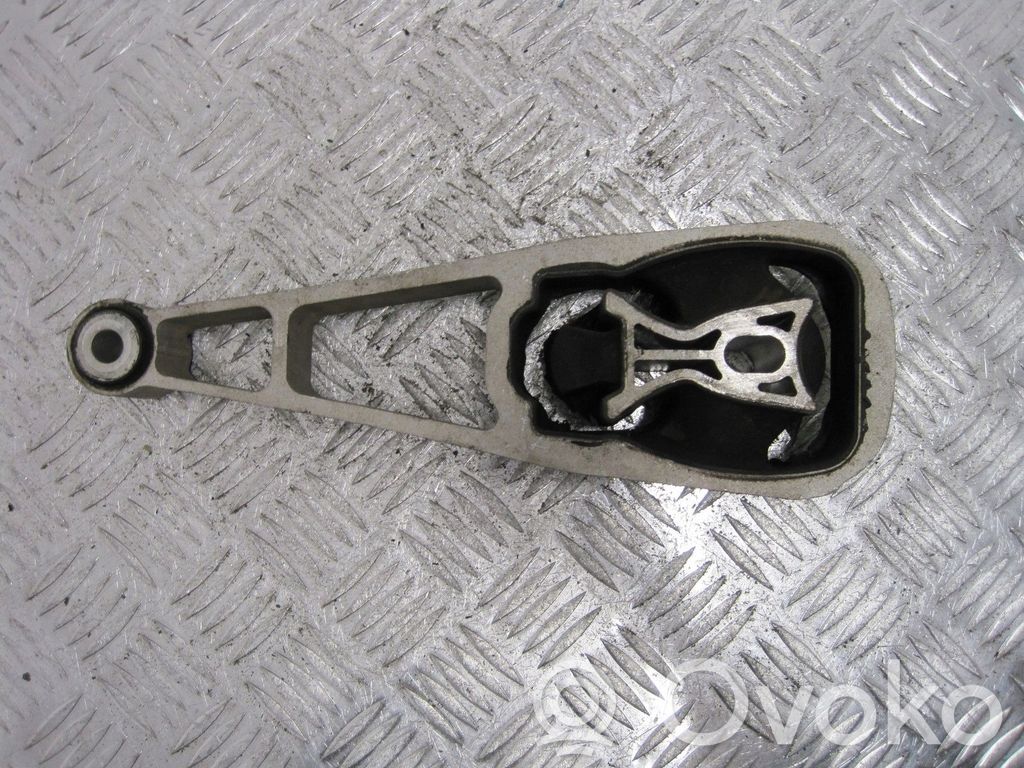 Engine mount vacuum valve   K8D26P082AB
