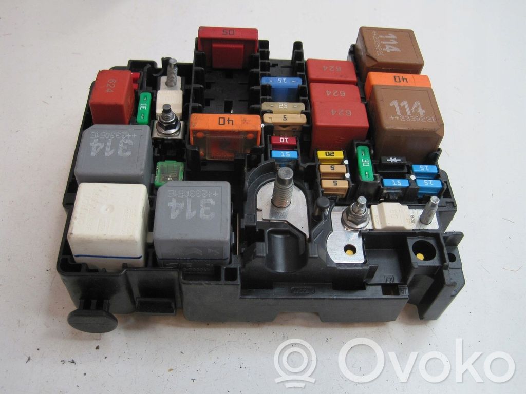 Peugeot Partner III Fuse box set 