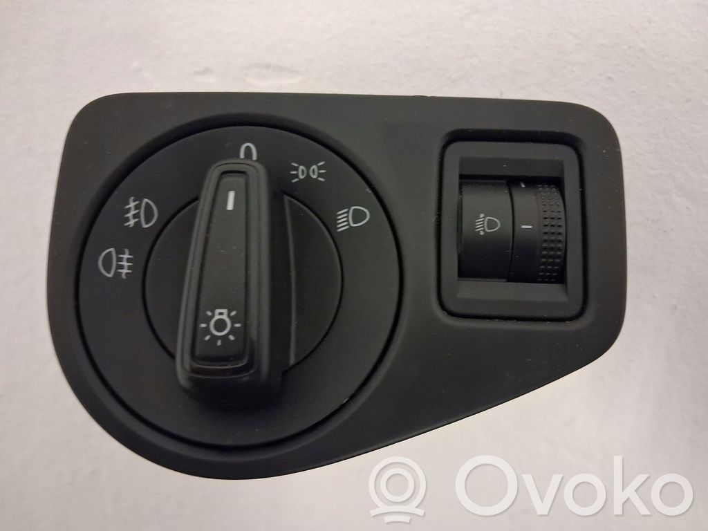 Volkswagen Golf VII Unidad de control de la consola central 