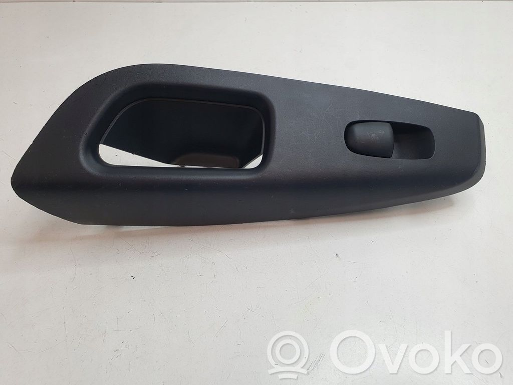 Nissan Juke II F16 Konsola środkowa / Panel sterowania 