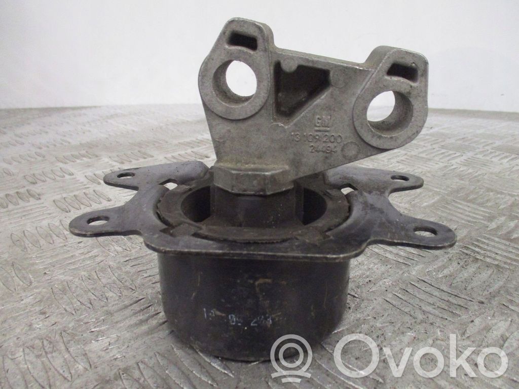 Opel Rekord Olympia Engine mount vacuum valve 