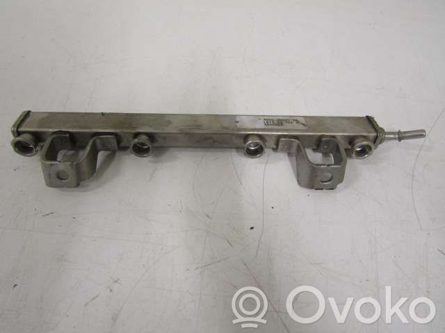 Volvo V50 Tubo principal de alimentación del combustible 