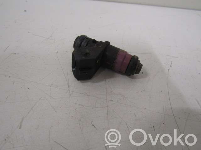 Inyector de combustible   8200132259,8200132259,8200505191