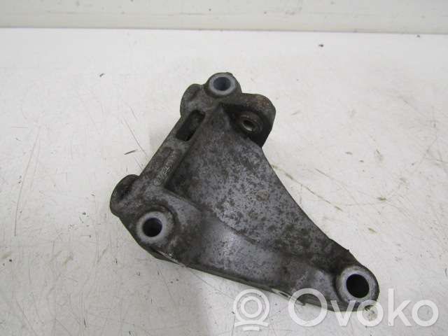 Saab 9-5 Power steering pump mounting bracket 
