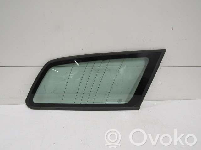 Volvo V50 Rear side window 
