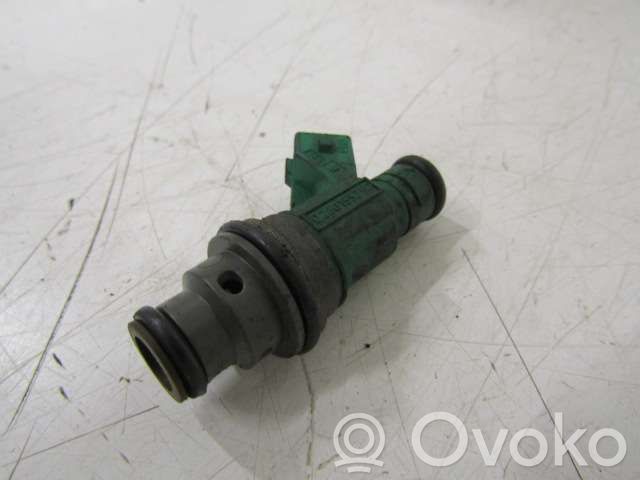 Saab 9-5 Inyector de combustible 