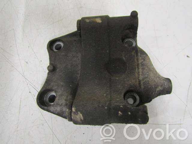 Peugeot 206 A/C compressor mount bracket 
